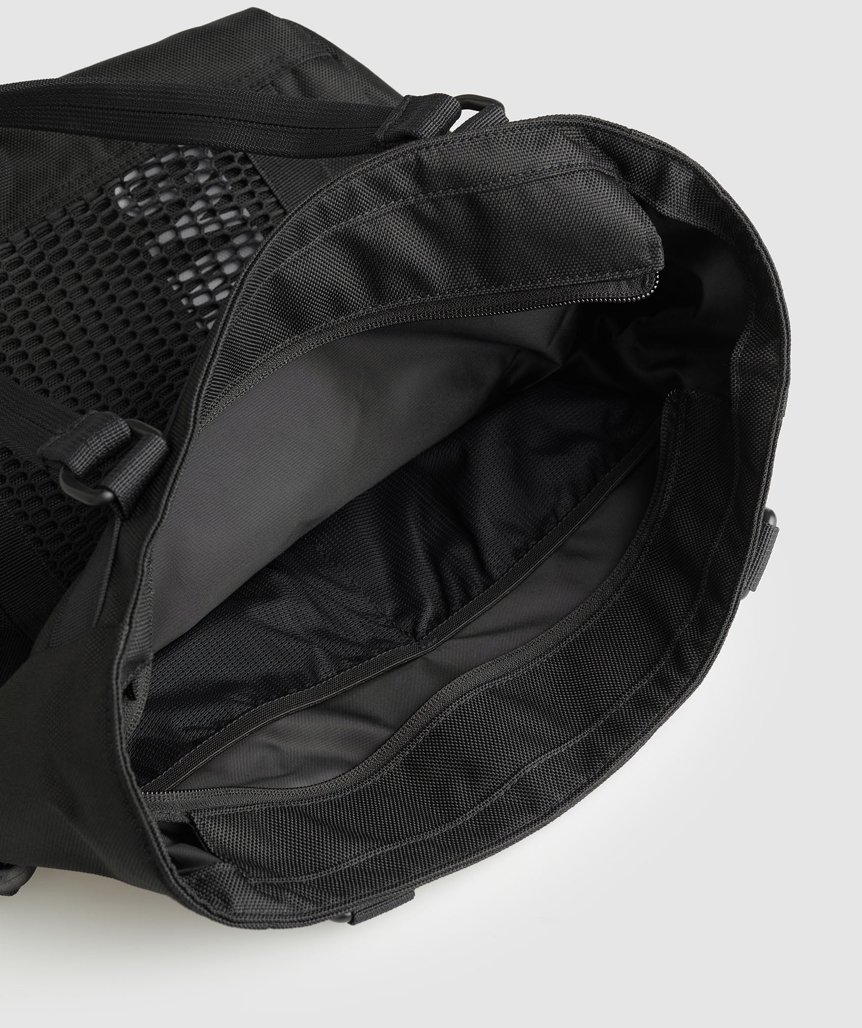 Pursuit Tote - Black