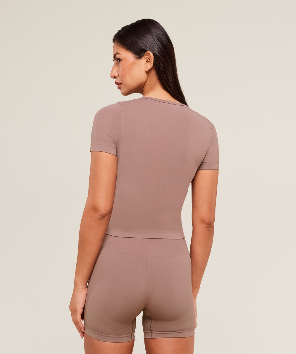 Everyday Seamless Tight Fit Crew Neck Tee - Chestnut Pink