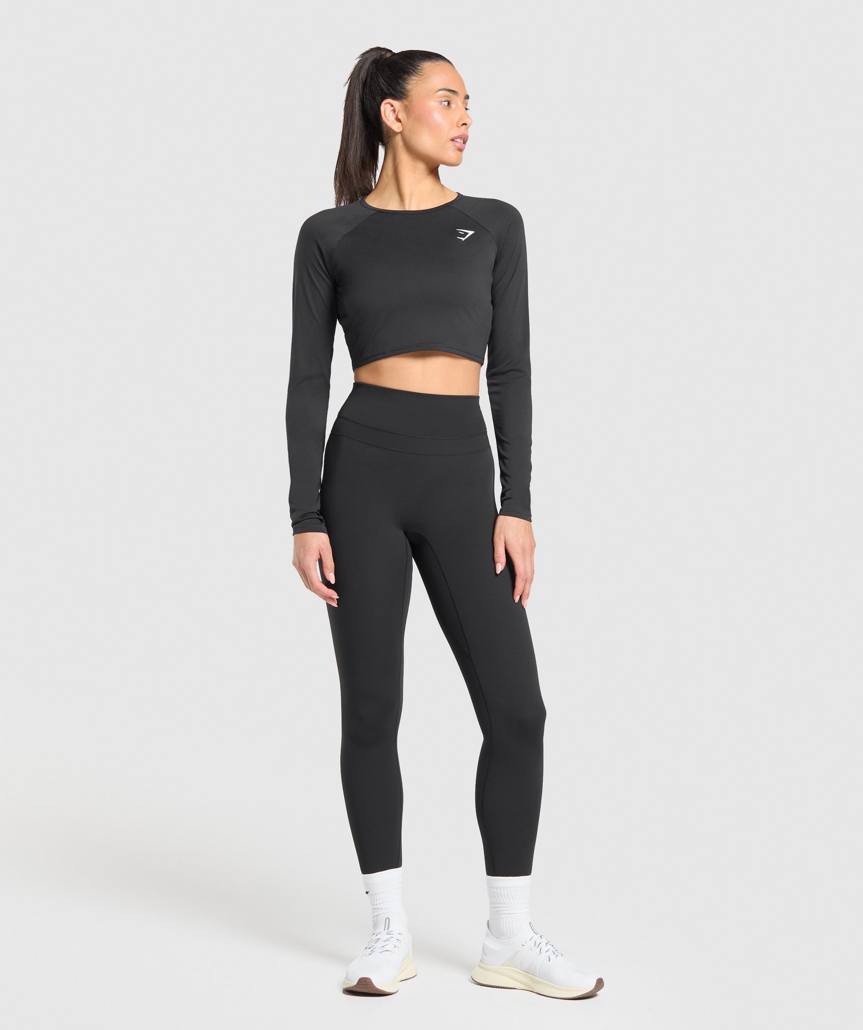 Training Long Sleeve Crop Top - Black