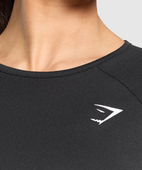 Training Long Sleeve Crop Top - Black