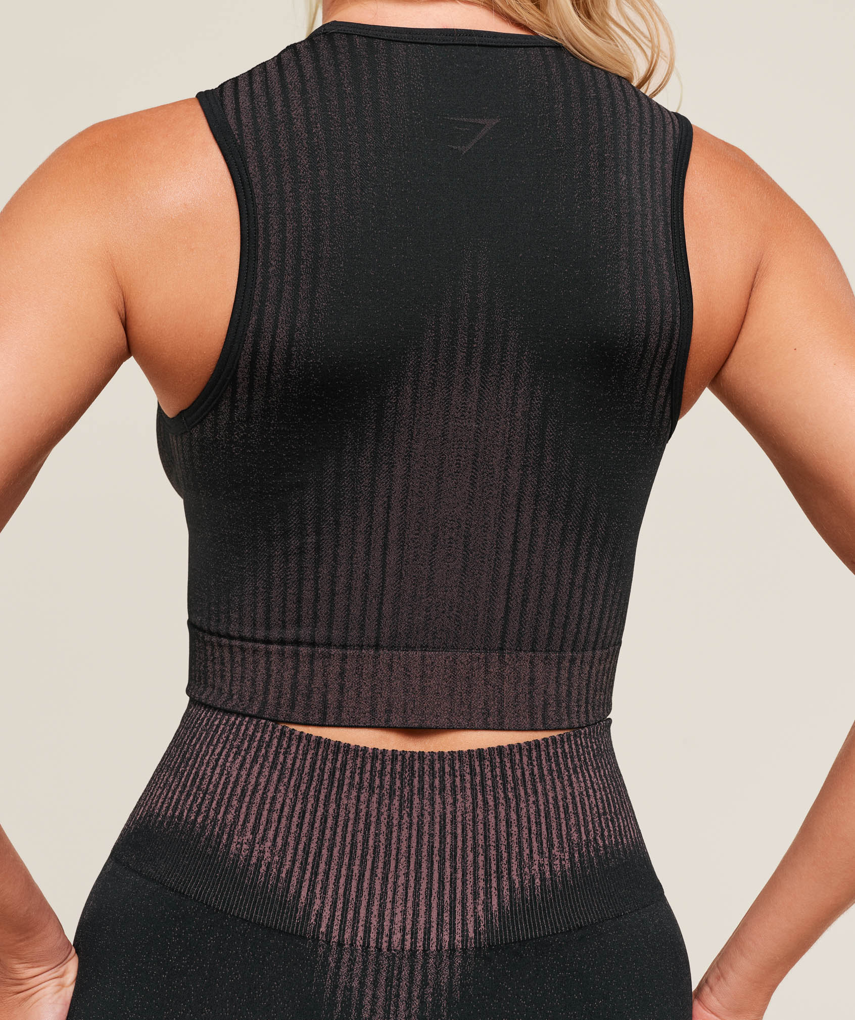 Diffuse Seamless Cropped Tank - Black/Calm Pink