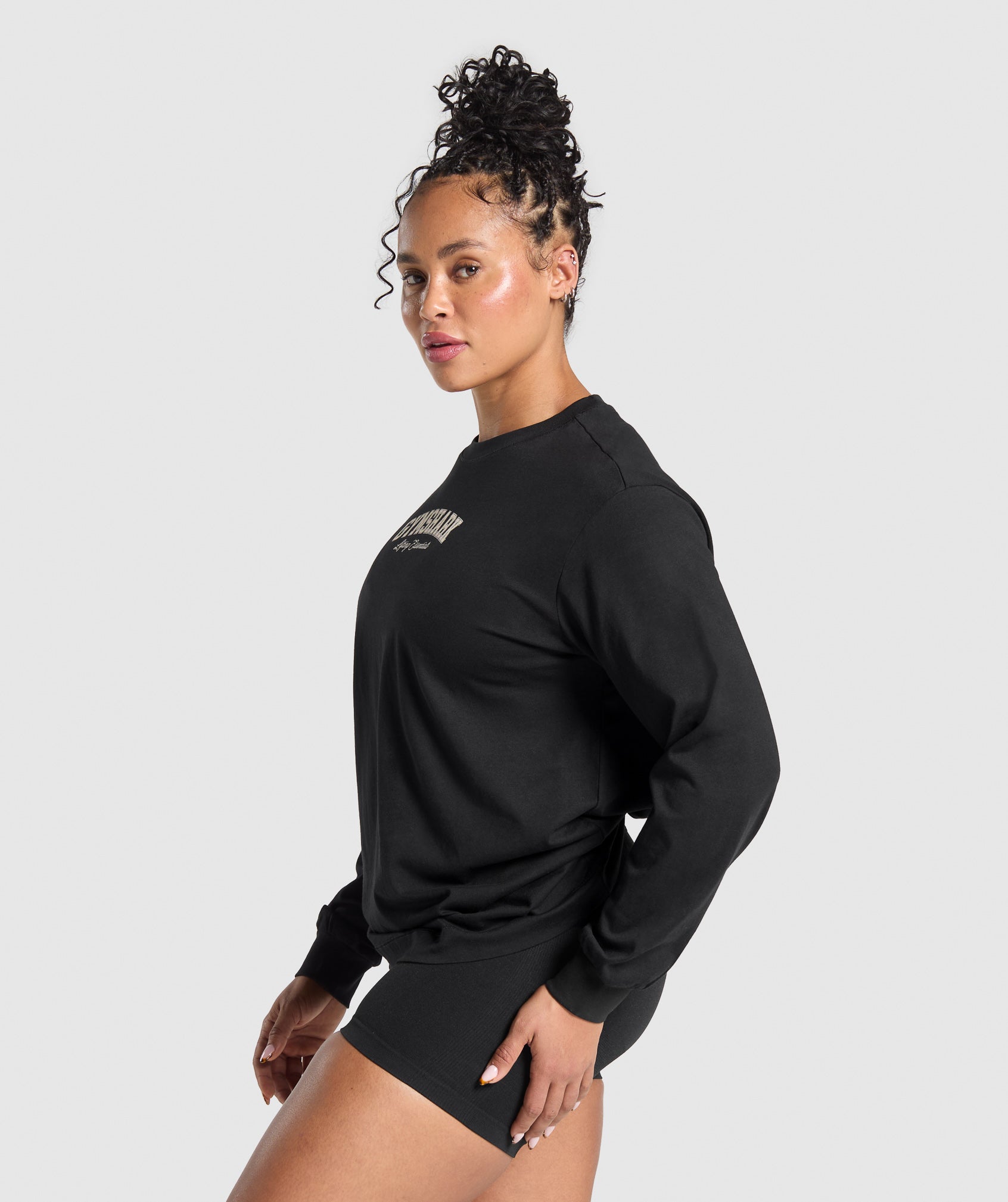 Lifting Essentials Graphic Long Sleeve Top - Black