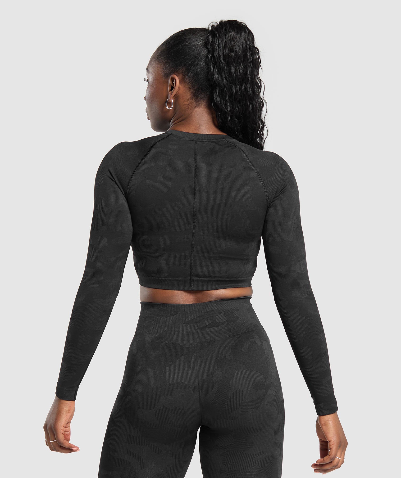 Adapt Camo Long Sleeve Crop Top - Black/Asphalt Grey