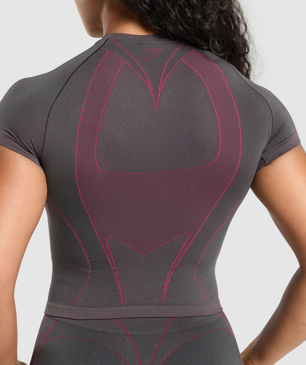 Apex Contrast T-Shirt - Asphalt Grey/Build Pink