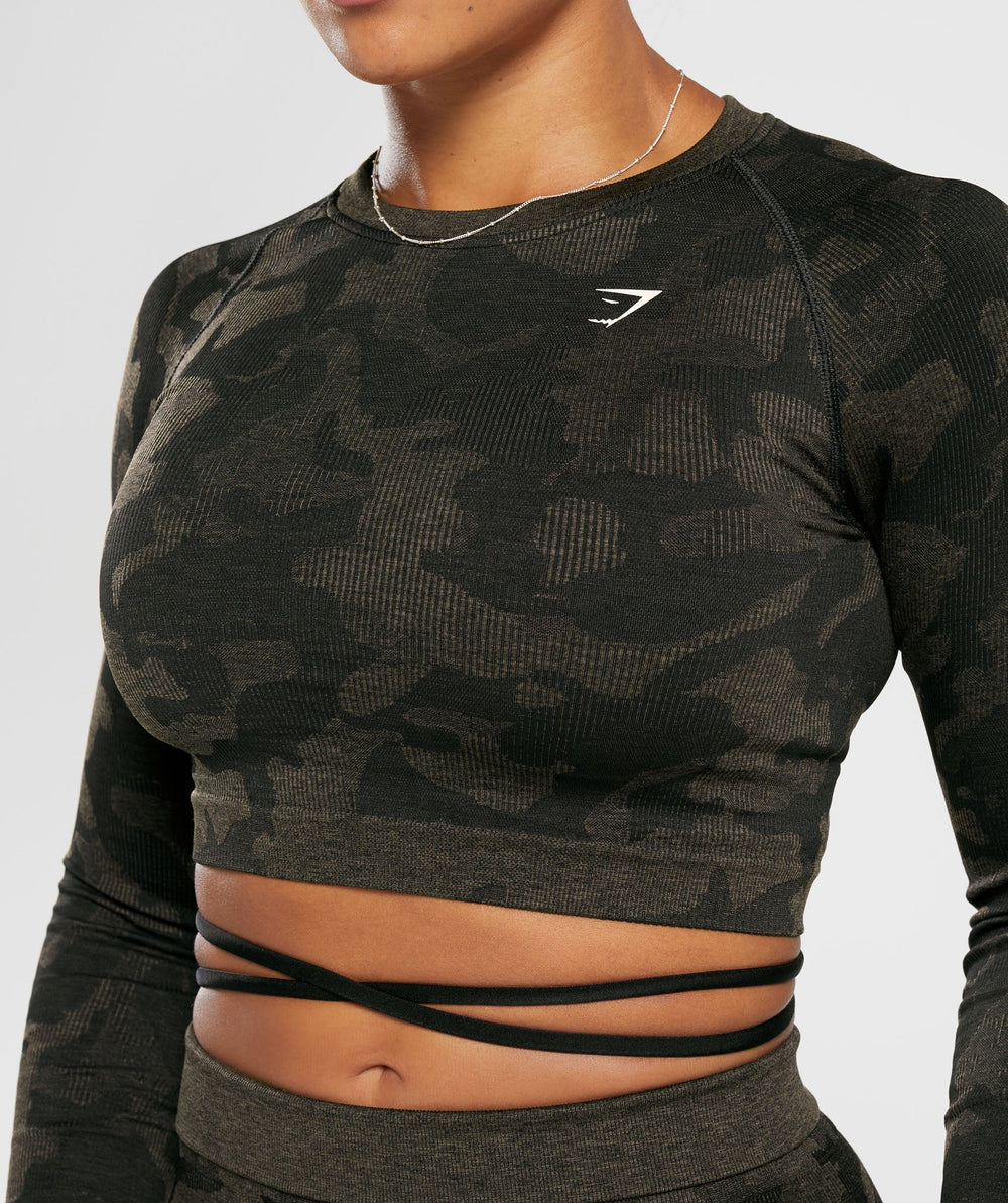 Adapt Camo Seamless Ribbed Long Sleeve Crop Top - Black/Camo Brown