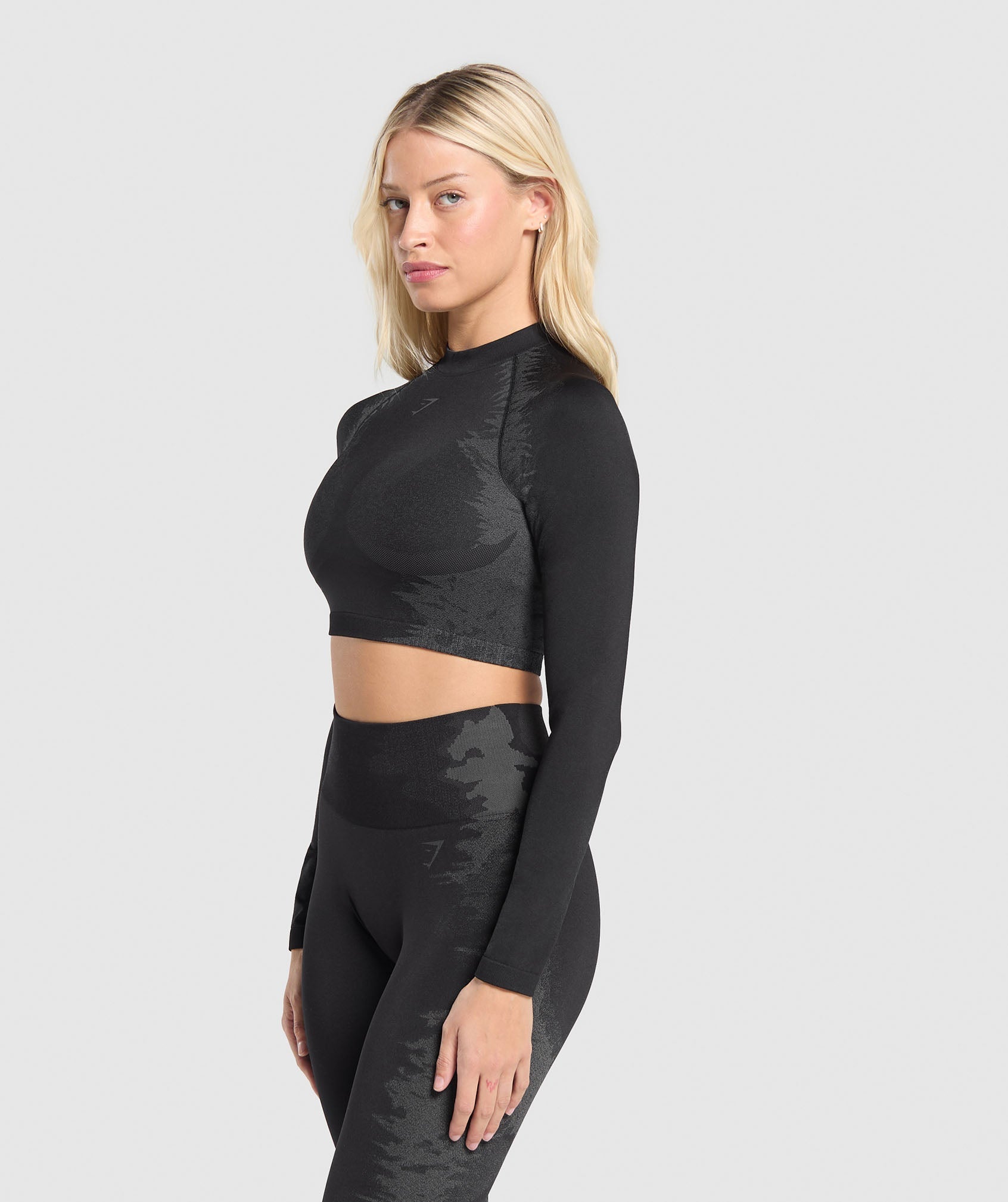 Caged Seamless Long Sleeve Crop Top - Black/Graphite Grey