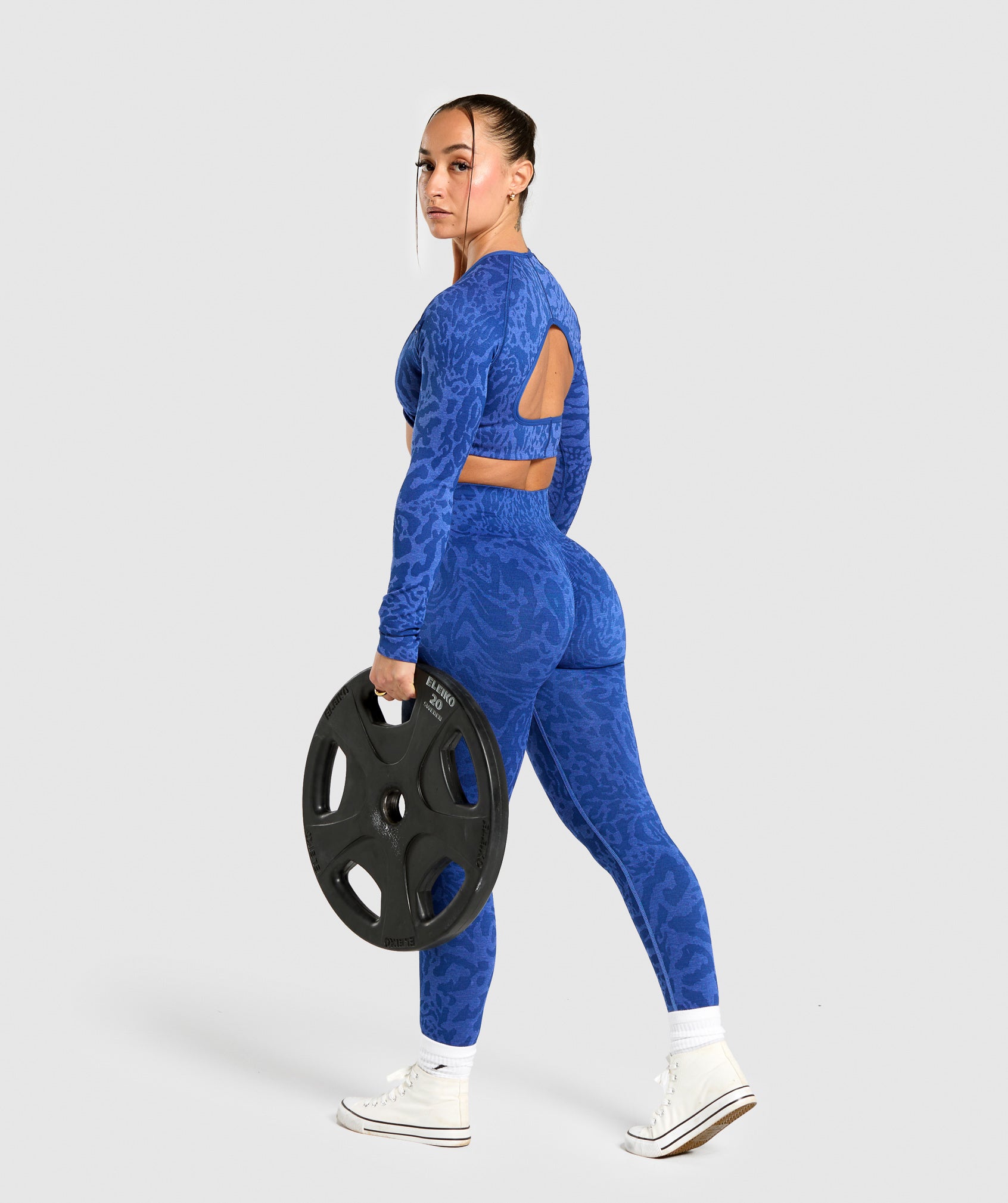 Adapt Safari Long Sleeve Crop Top - Wave Blue/Iris Blue