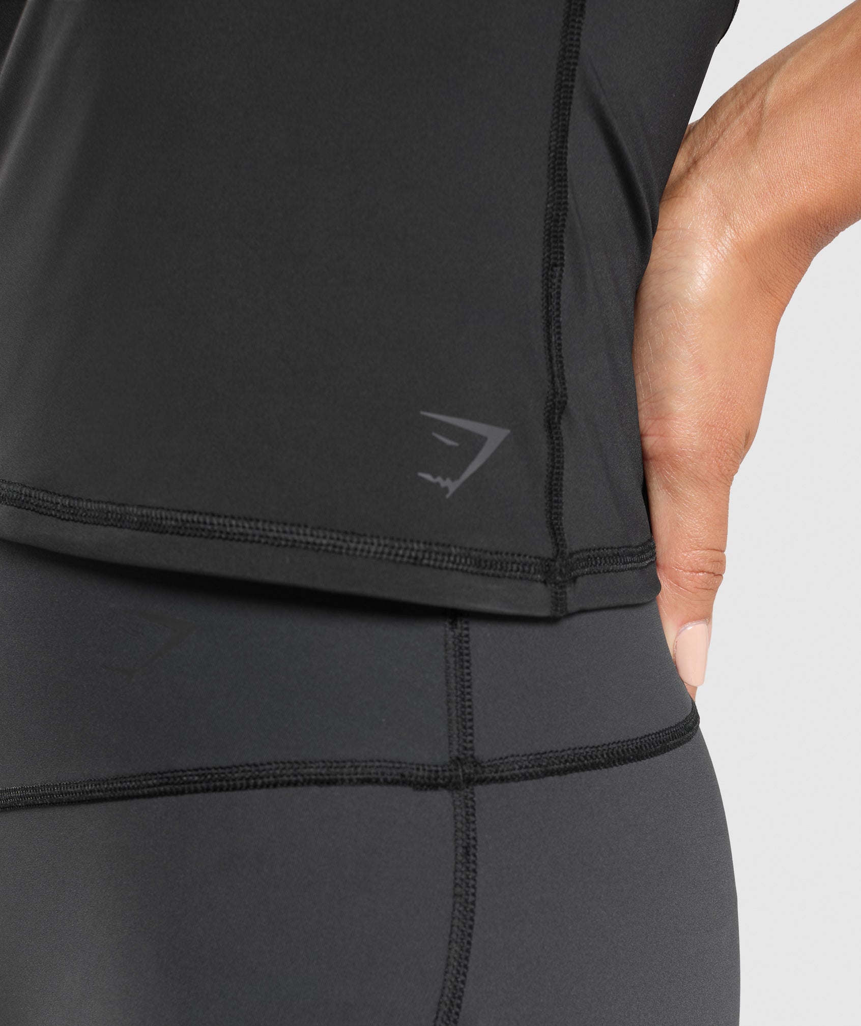 Elevate Tank With Shelf - Black