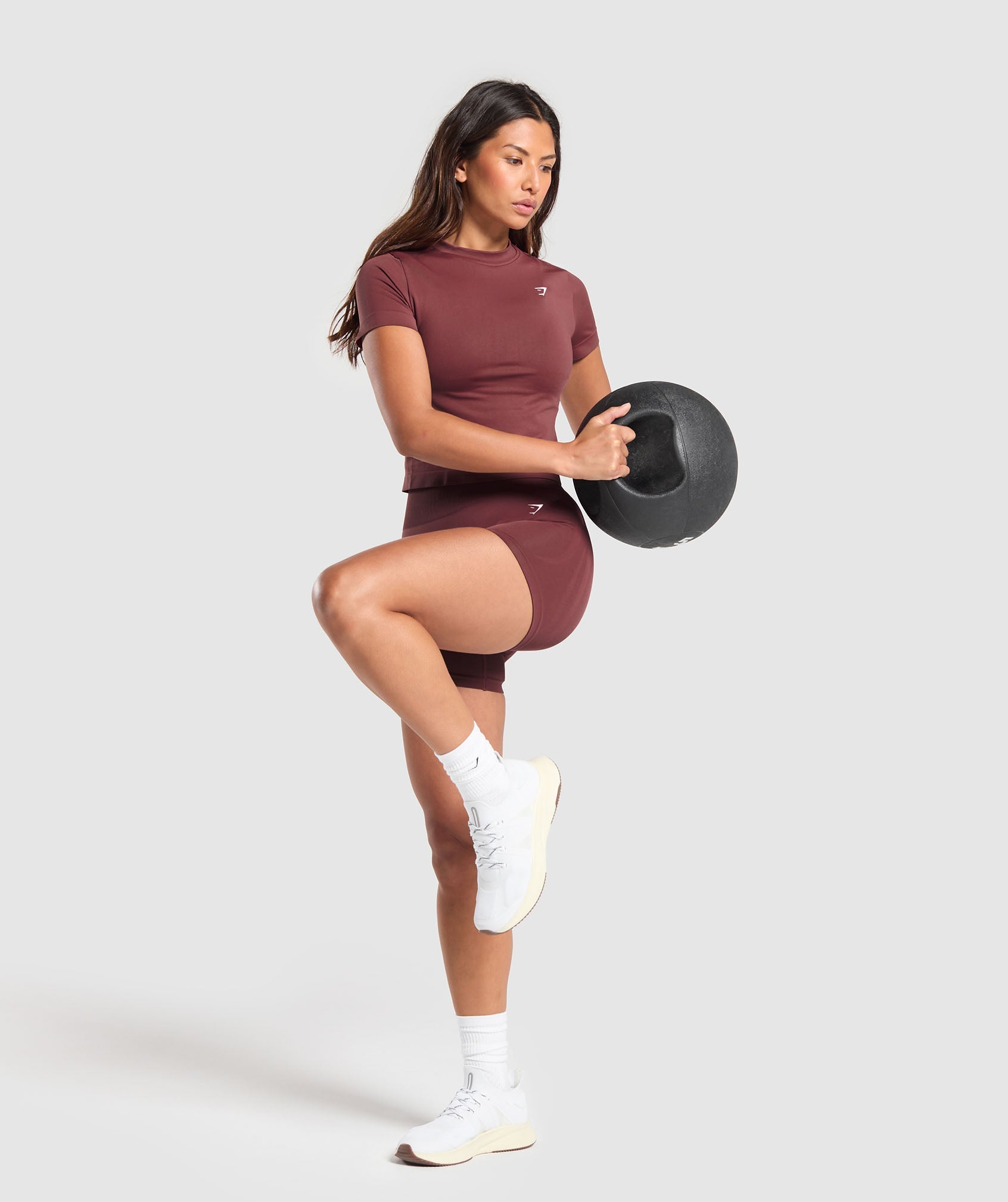 Everyday Seamless Tight Fit Tee - Burgundy Brown