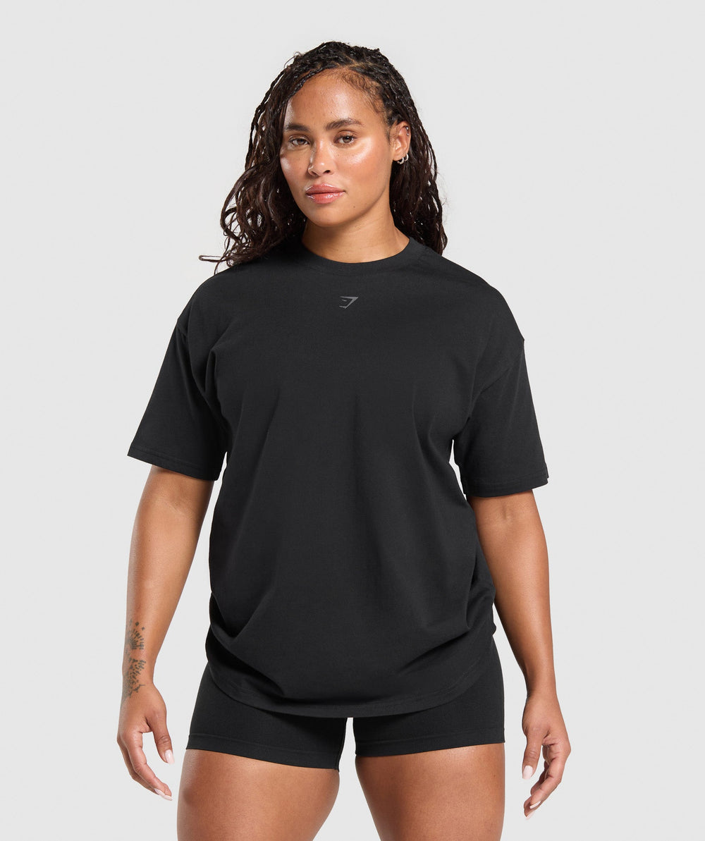 Gritty Muscle Mommy Graphic T-Shirt - Black