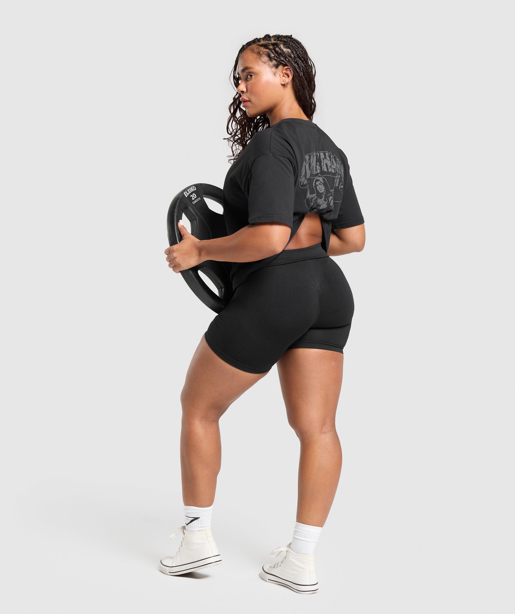 Gritty Muscle Mommy Graphic T-Shirt - Black