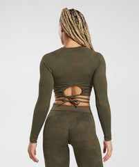 Adapt Camo Seamless Ribbed Long Sleeve Crop Top - Winter Olive/Soul Brown