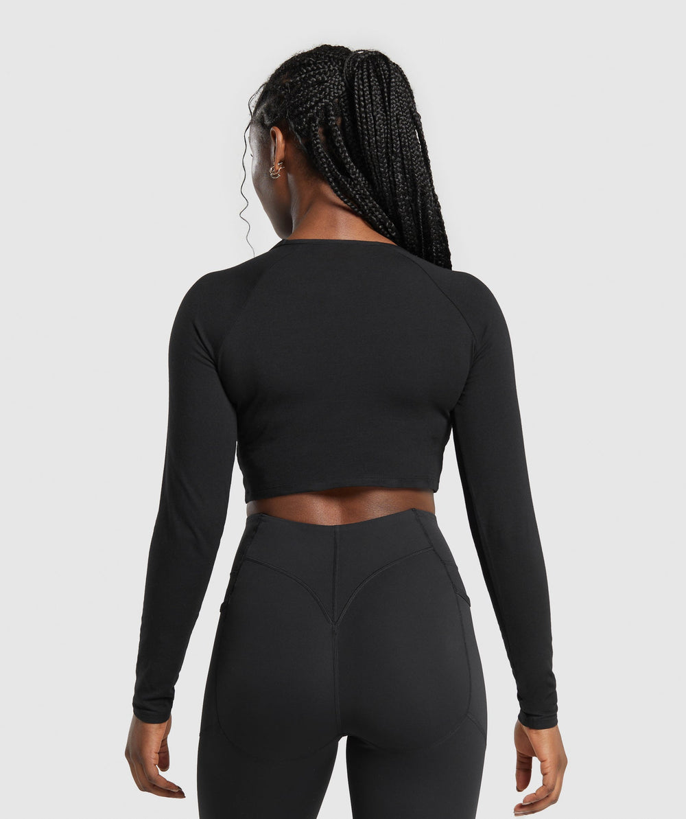 Lifting Essential Long Sleeve Crop Top - Black