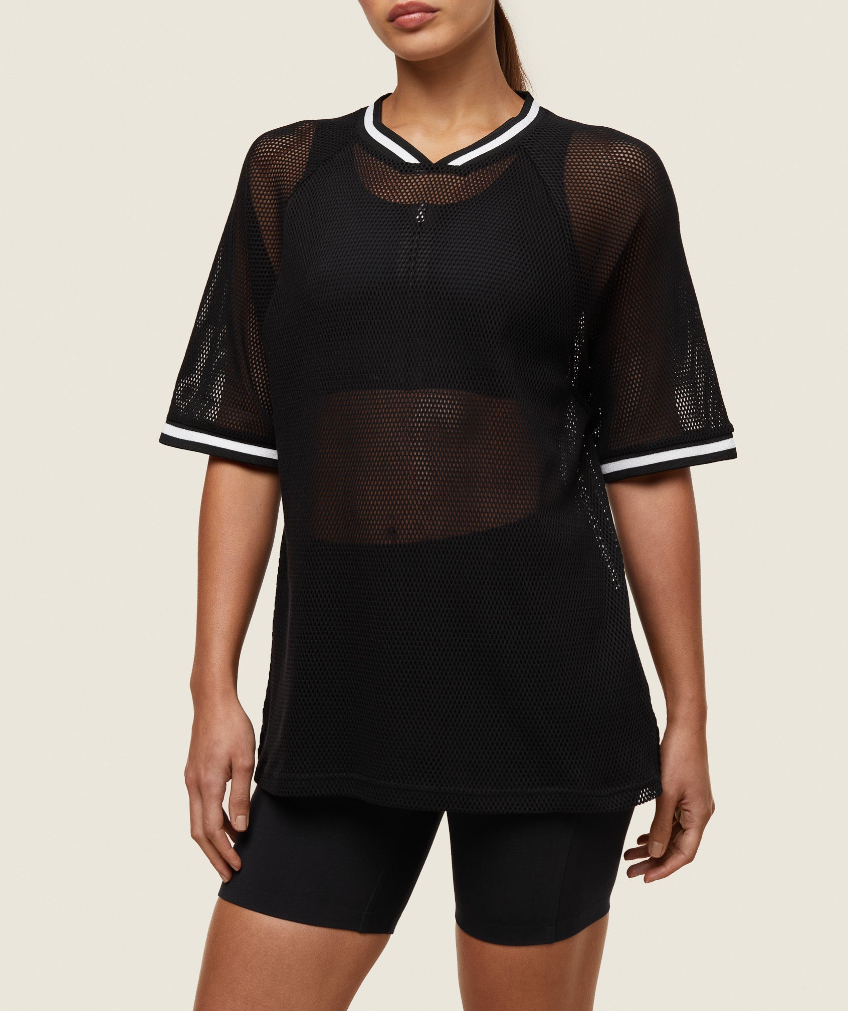 everywear Mesh Layering Tee - Black/Soft White