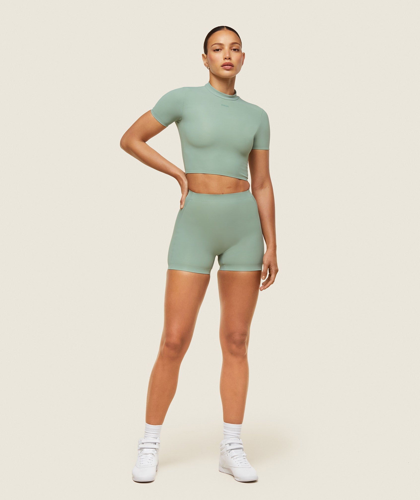 everywear Cropped Active Tee - Dollar Green