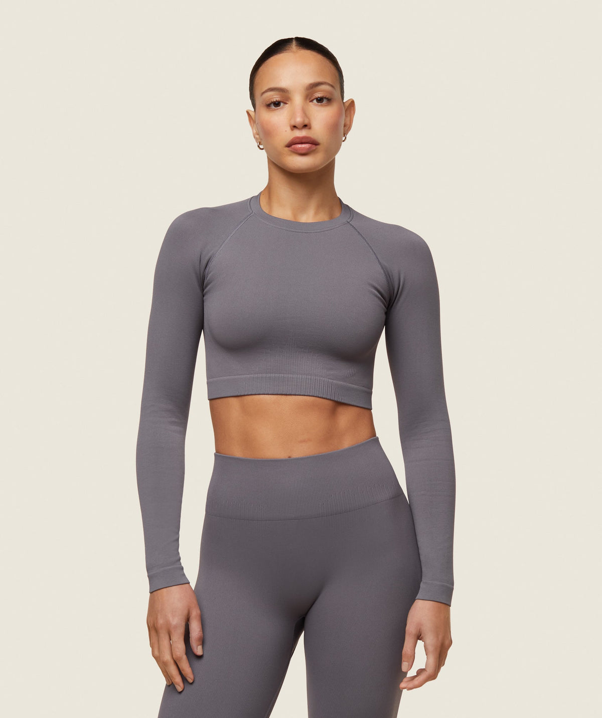 everywear Seamless Long Sleeve Crop Top - Brushed Grey