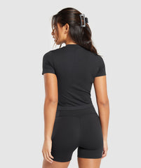 Everyday Seamless Tight Fit Tee - Black
