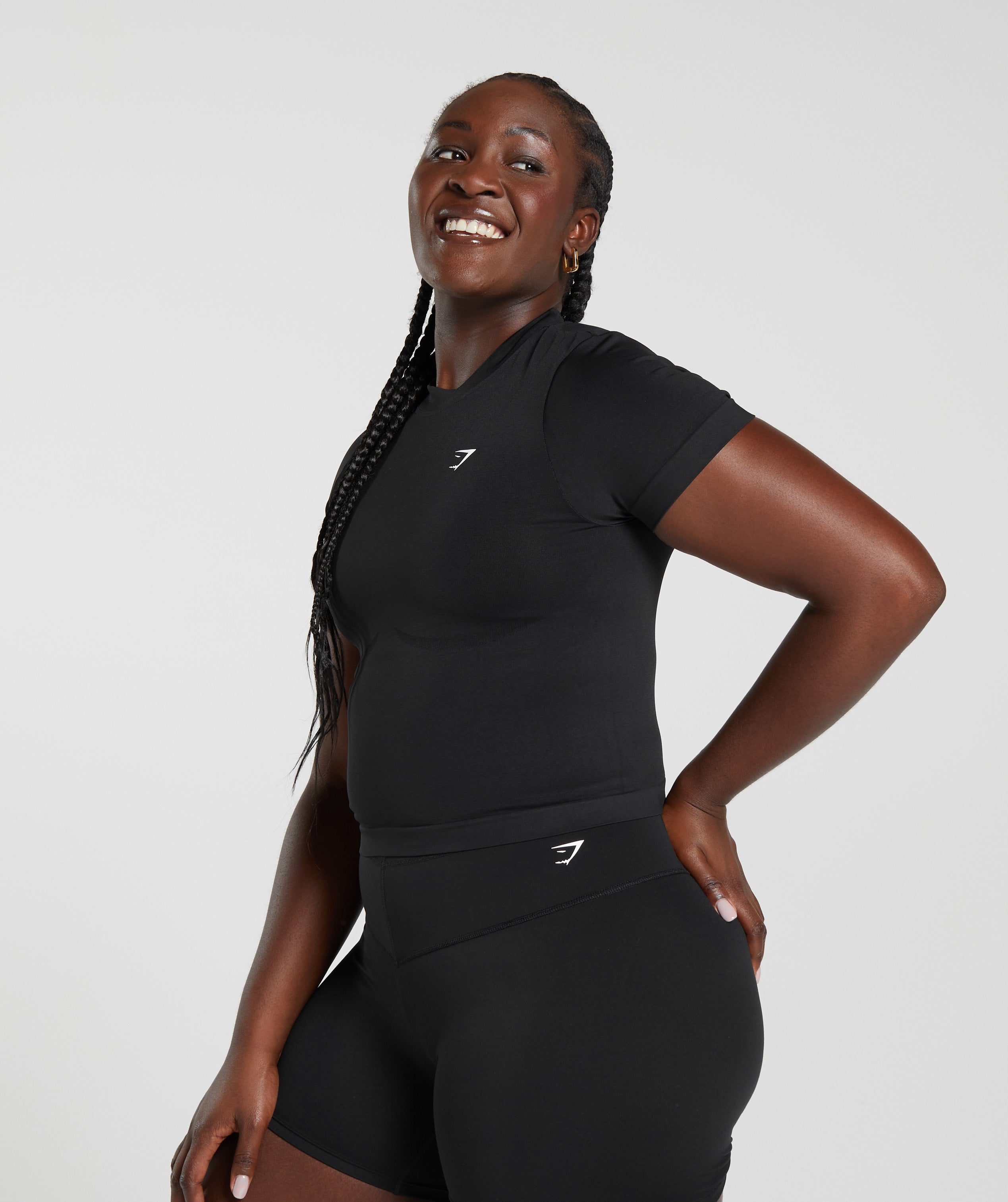Everyday Seamless Tight Fit Tee - Black