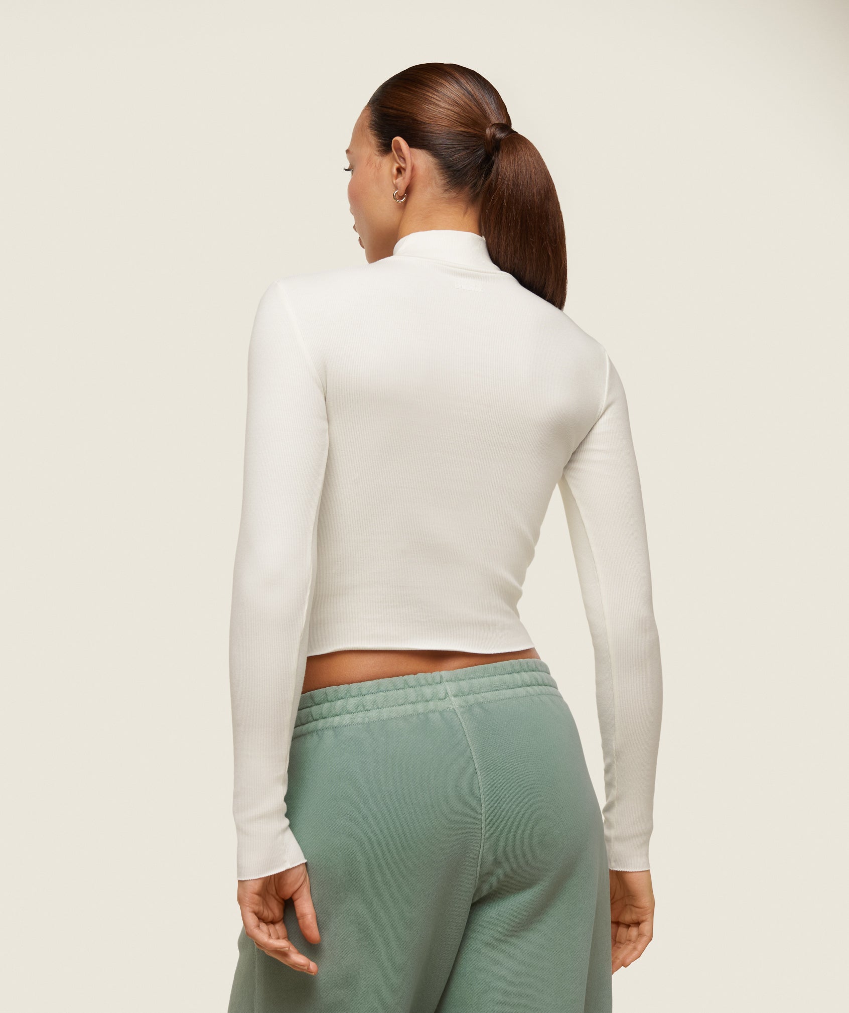everywear Long Sleeve Ribbed Turtle Neck - Soft White