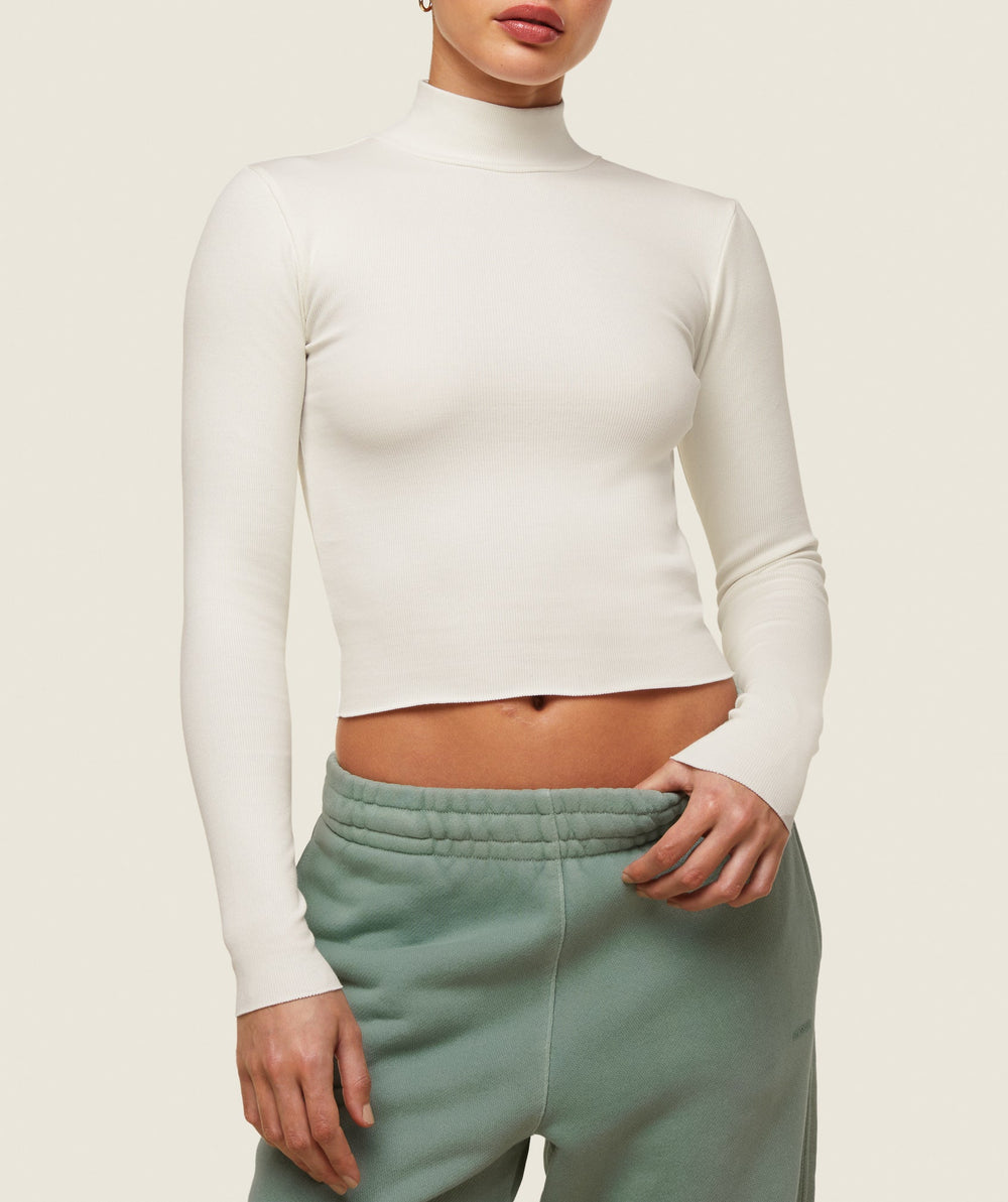 everywear Long Sleeve Ribbed Turtle Neck - Soft White