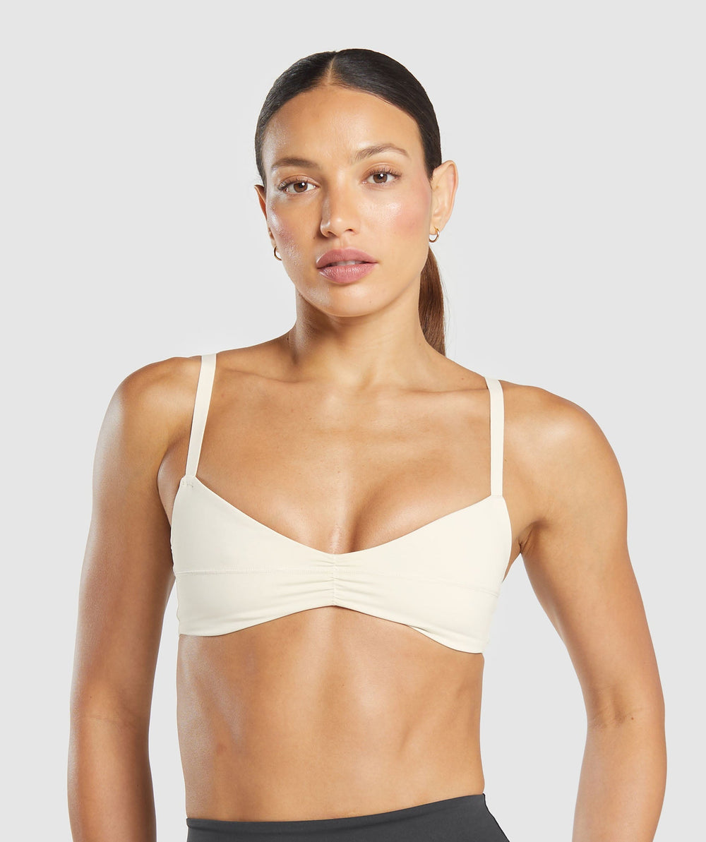 Elevate Ruched Sports Bra - Oat White