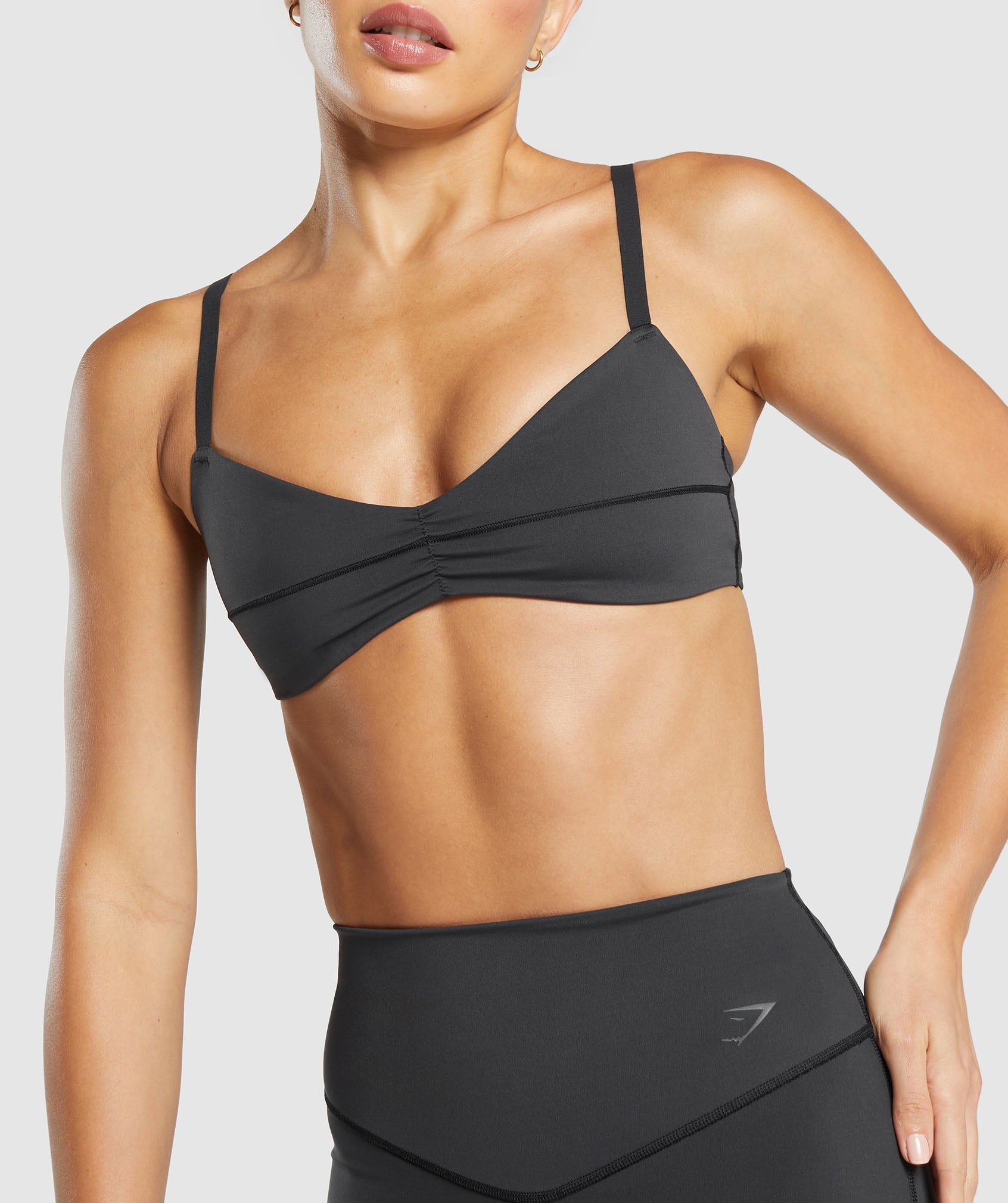 Elevate Ruched Sports Bra - Black