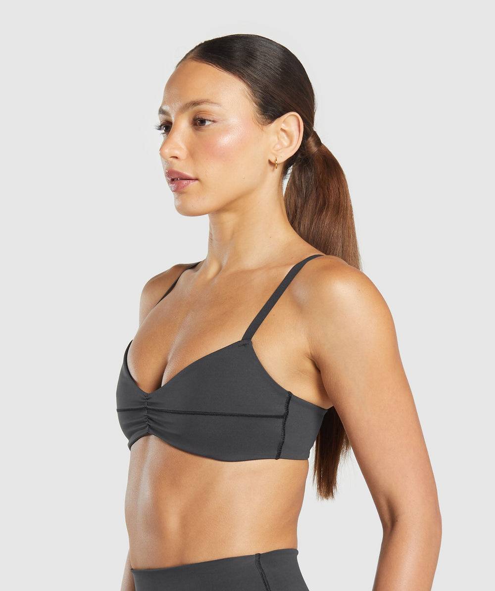 Elevate Ruched Sports Bra - Black