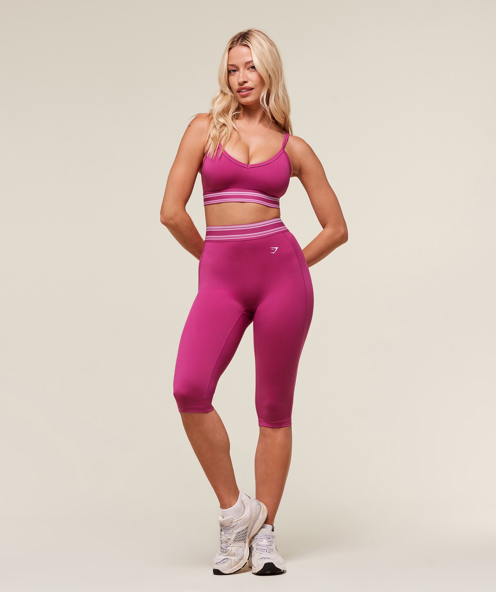 Retro Sports Bra - Winning Pink