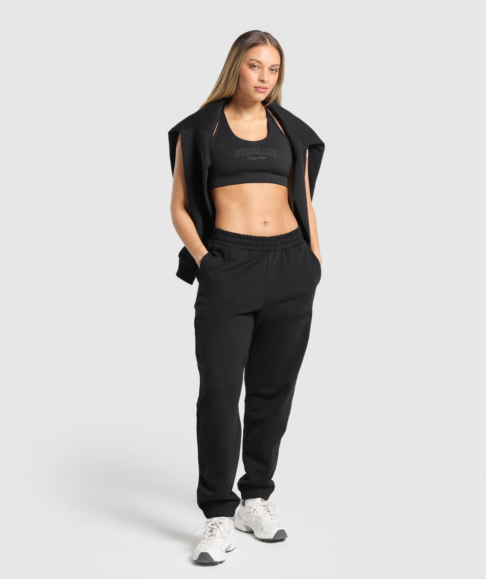 Campus Classics Graphic Sports Bra - Black