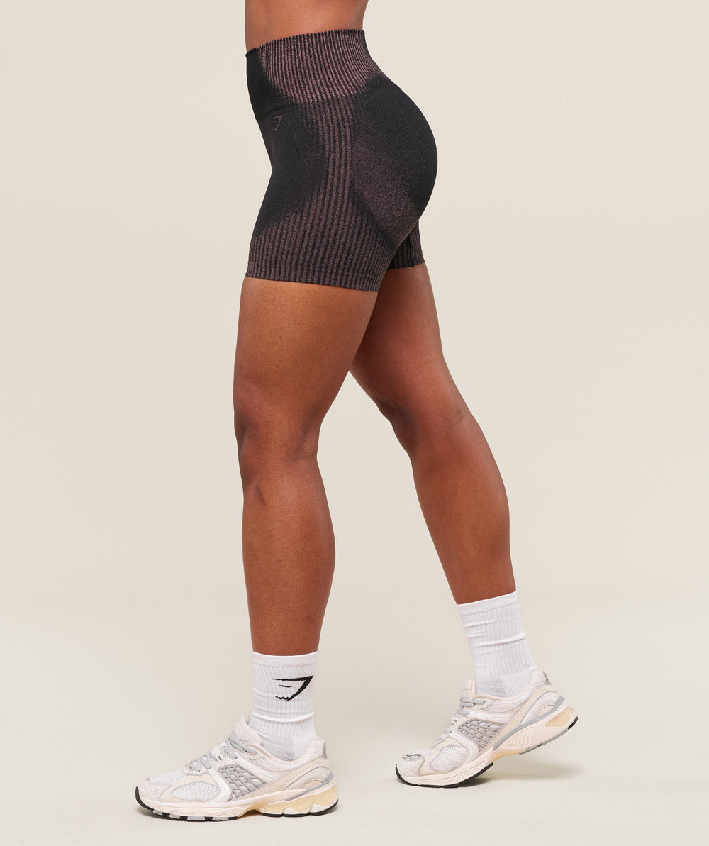Diffuse Seamless Shorts - Black/Calm Pink