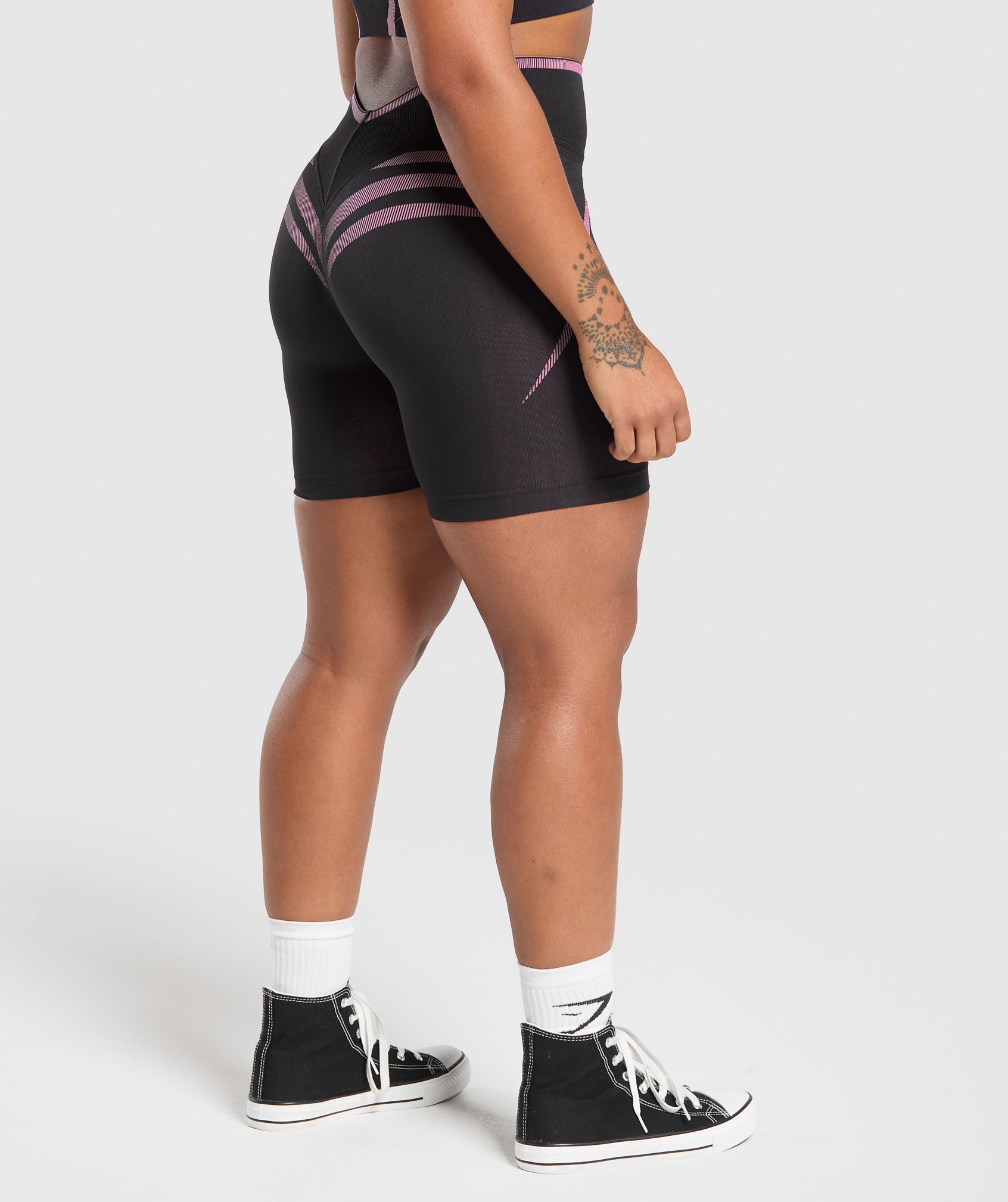 Apex Lift Seamless Shorts - Darkest Purple/Sour Pink
