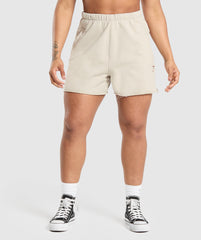Lifting Graphic Shorts - Pebble Grey