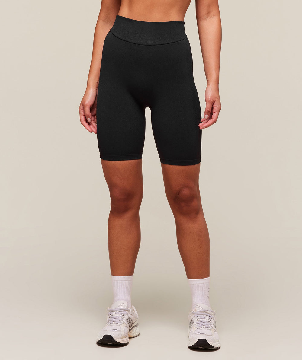 everywear Warp Knit Cycling Short - Black