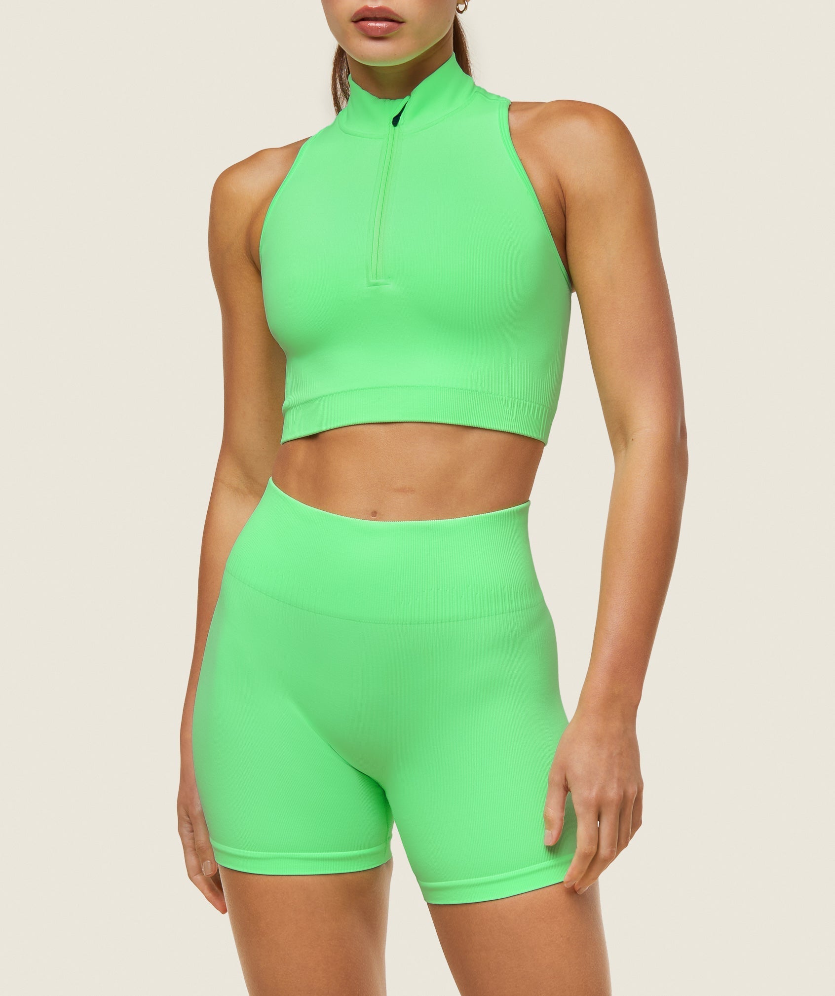 everywear Seamless Cycling Shorts - Radiant Green