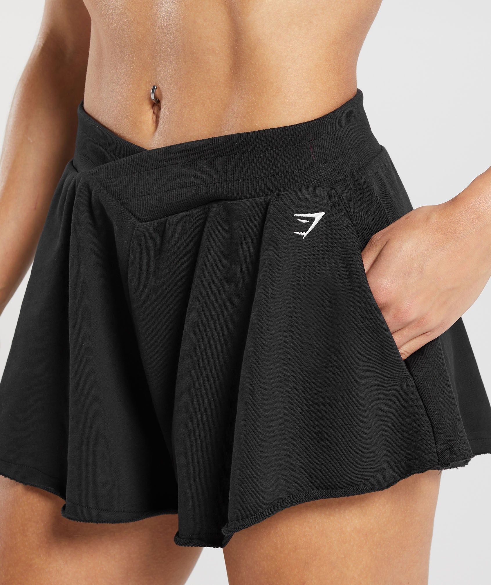 Lifting Crossover Cotton Shorts - Black