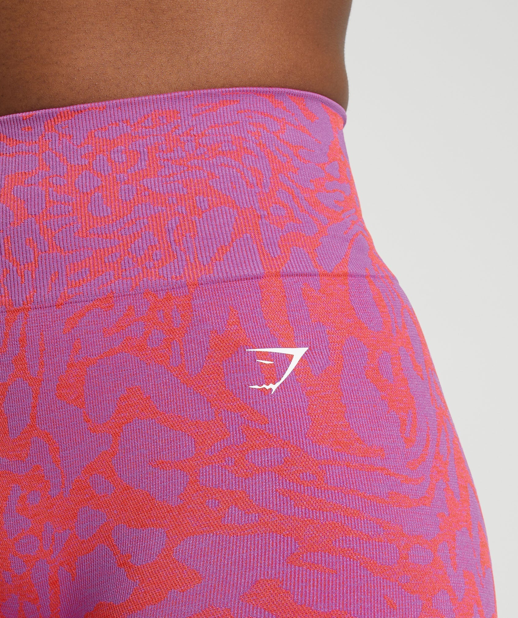 Adapt Safari Tight Shorts - Shelly Pink/Fly Coral
