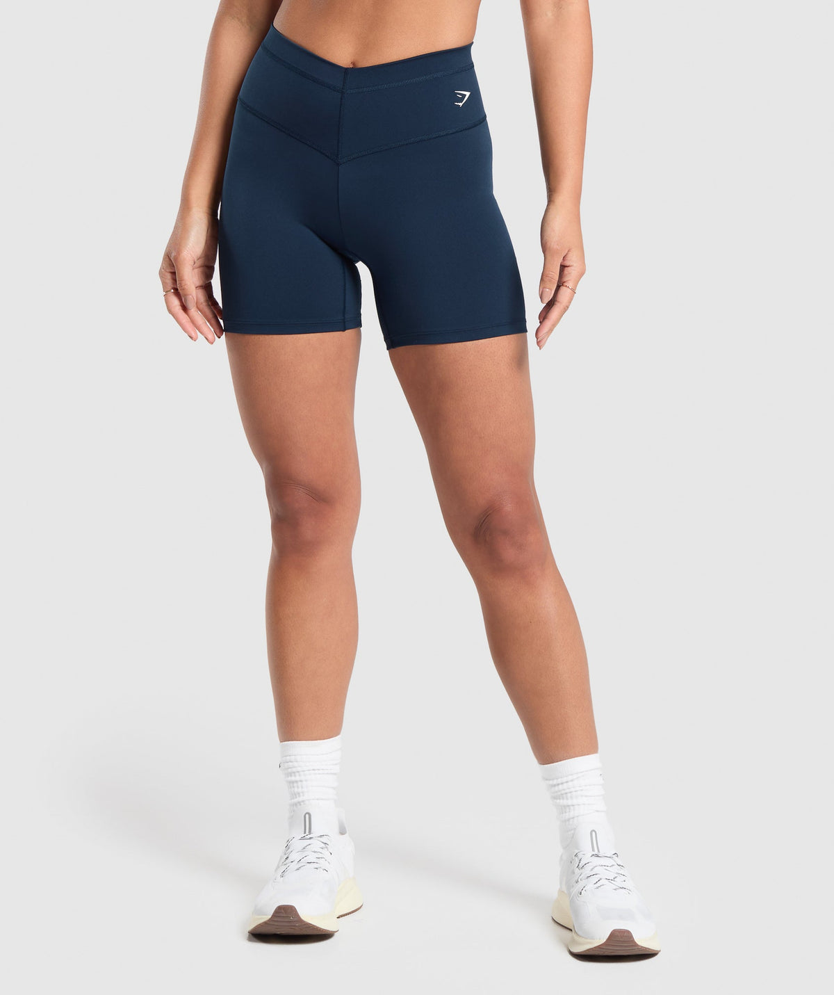 Everyday Front V Waistband Shorts - Navy