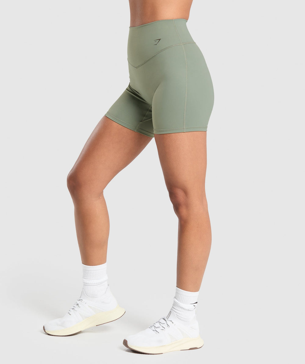 Elevate Shorts - Unit Green