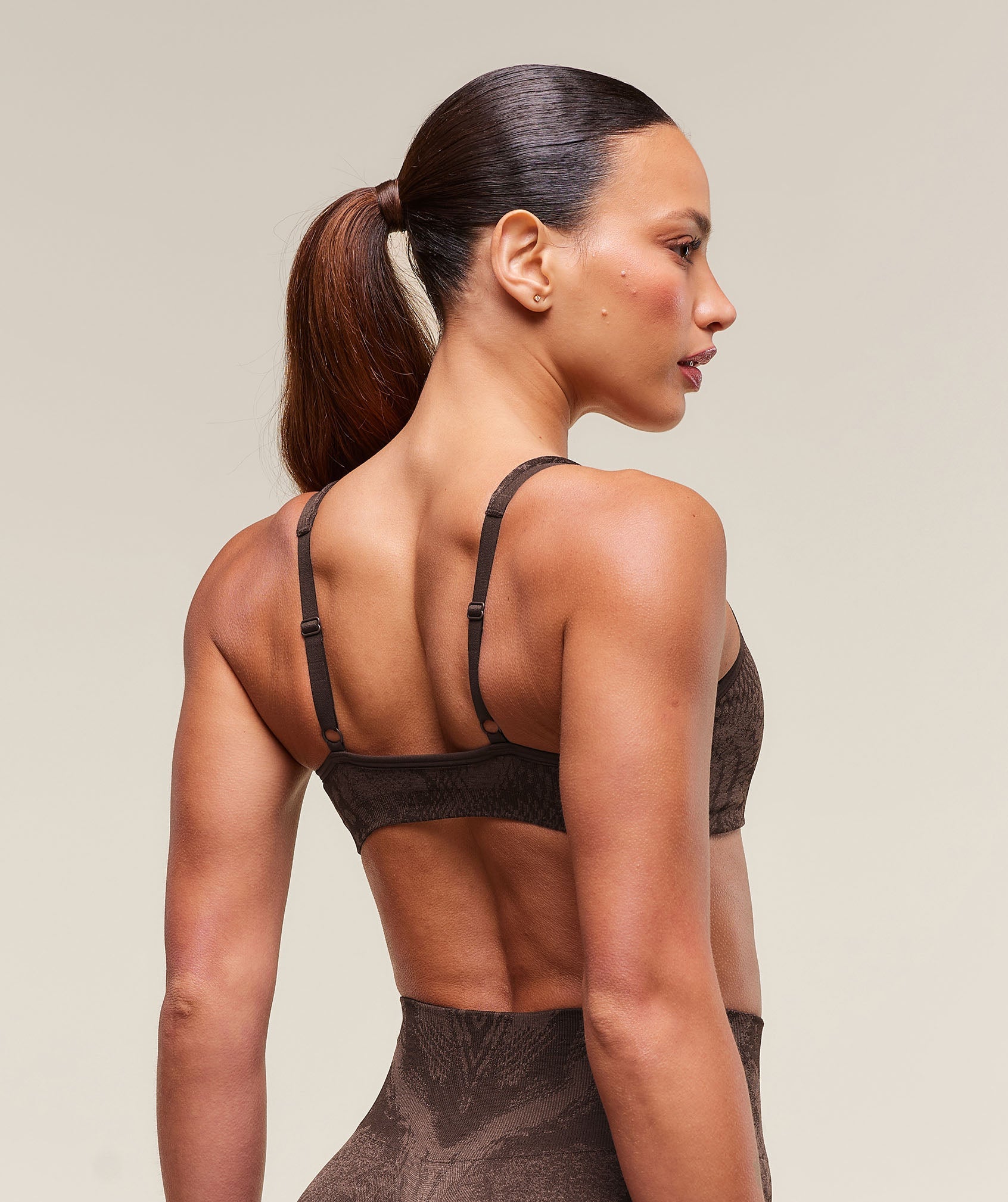 Adapt X Whitney Animal Seamless Twist Front Bra - Archive Brown/Soft Brown