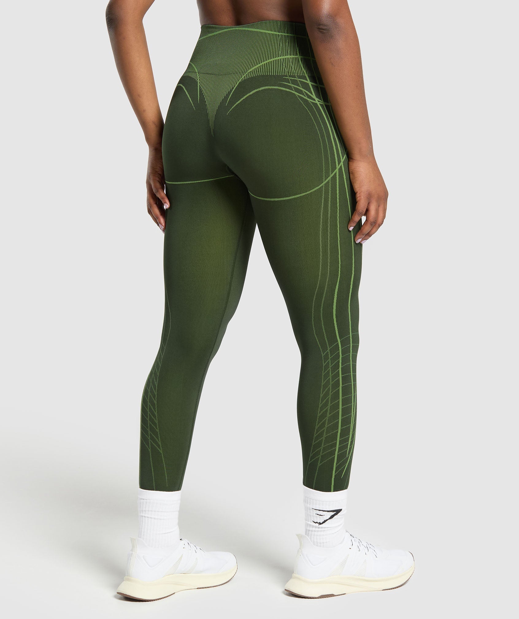 Apex Seamless Leggings - Trail Green/Energy Gelato Green