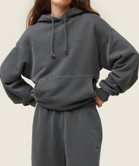 everywear Relaxed Hoodie - Black