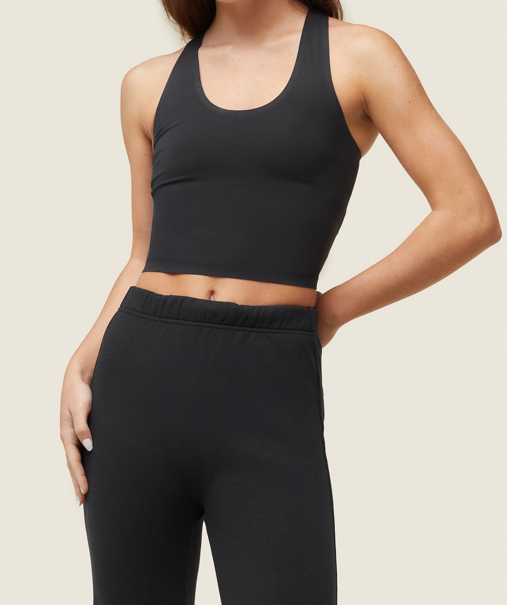 everywear Lightweight Fitted Flared Sweatpants - Black