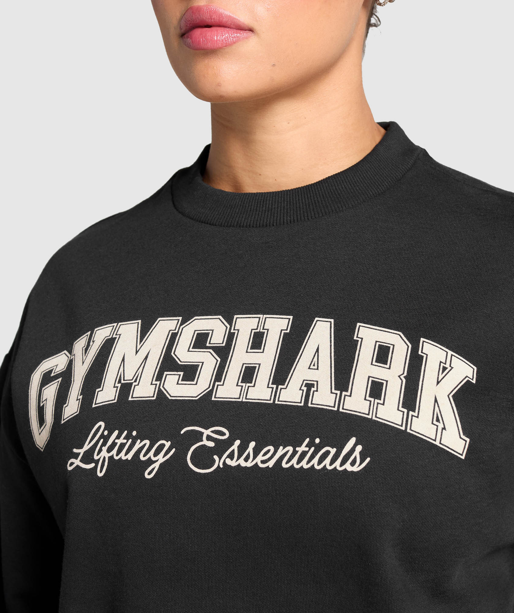 Lifting Essentials Graphic Brushed Oversized Sweatshirt - Black