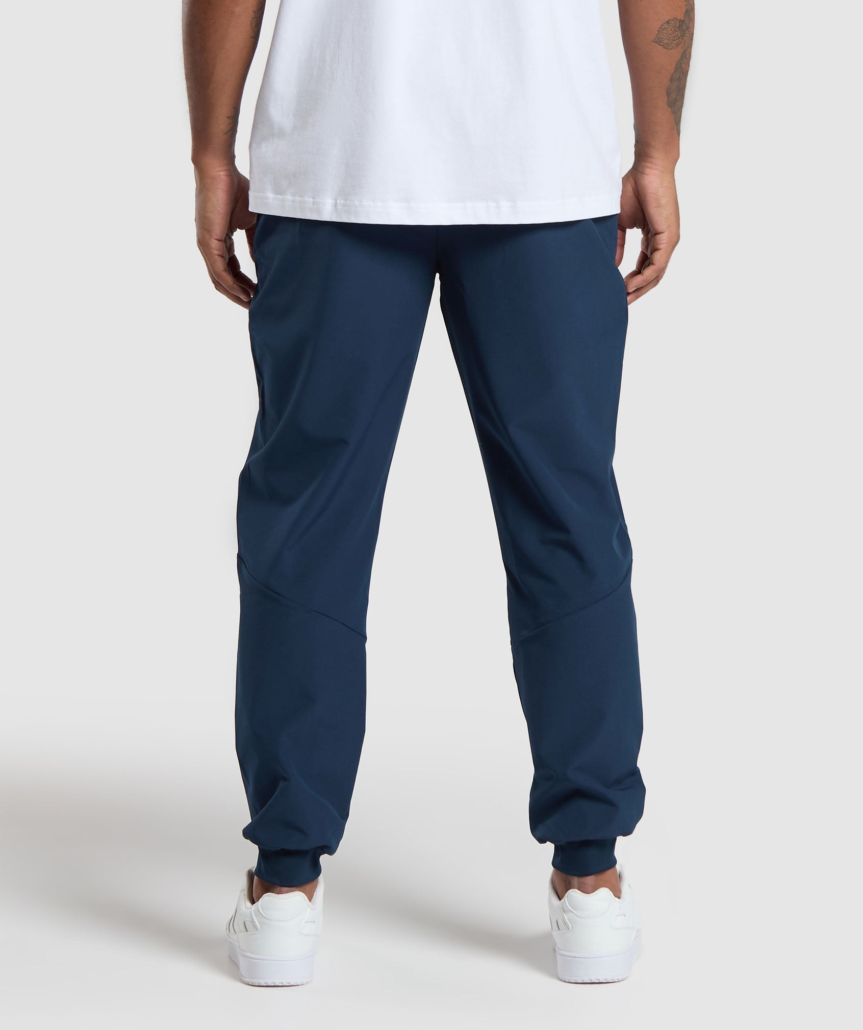 Ease Woven Jogger - Navy