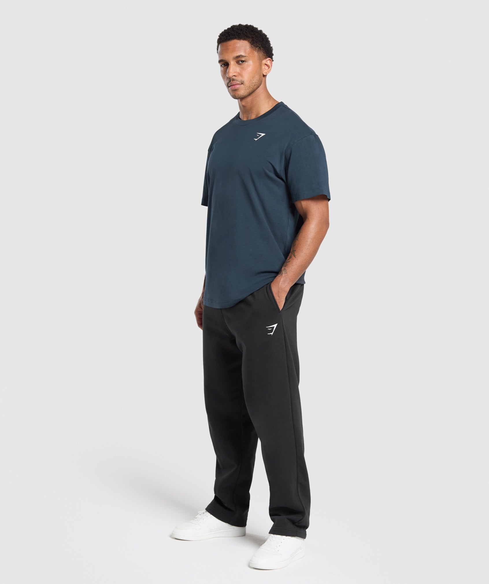 Crest T-Shirt - Navy