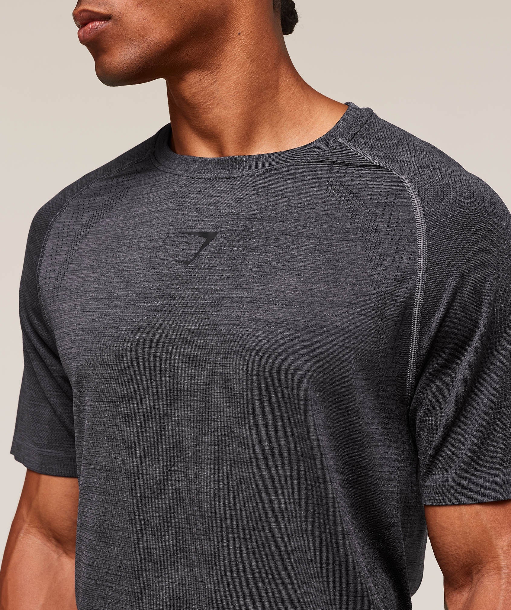 Versatile Seamless T-Shirt - Dark Grey/Black