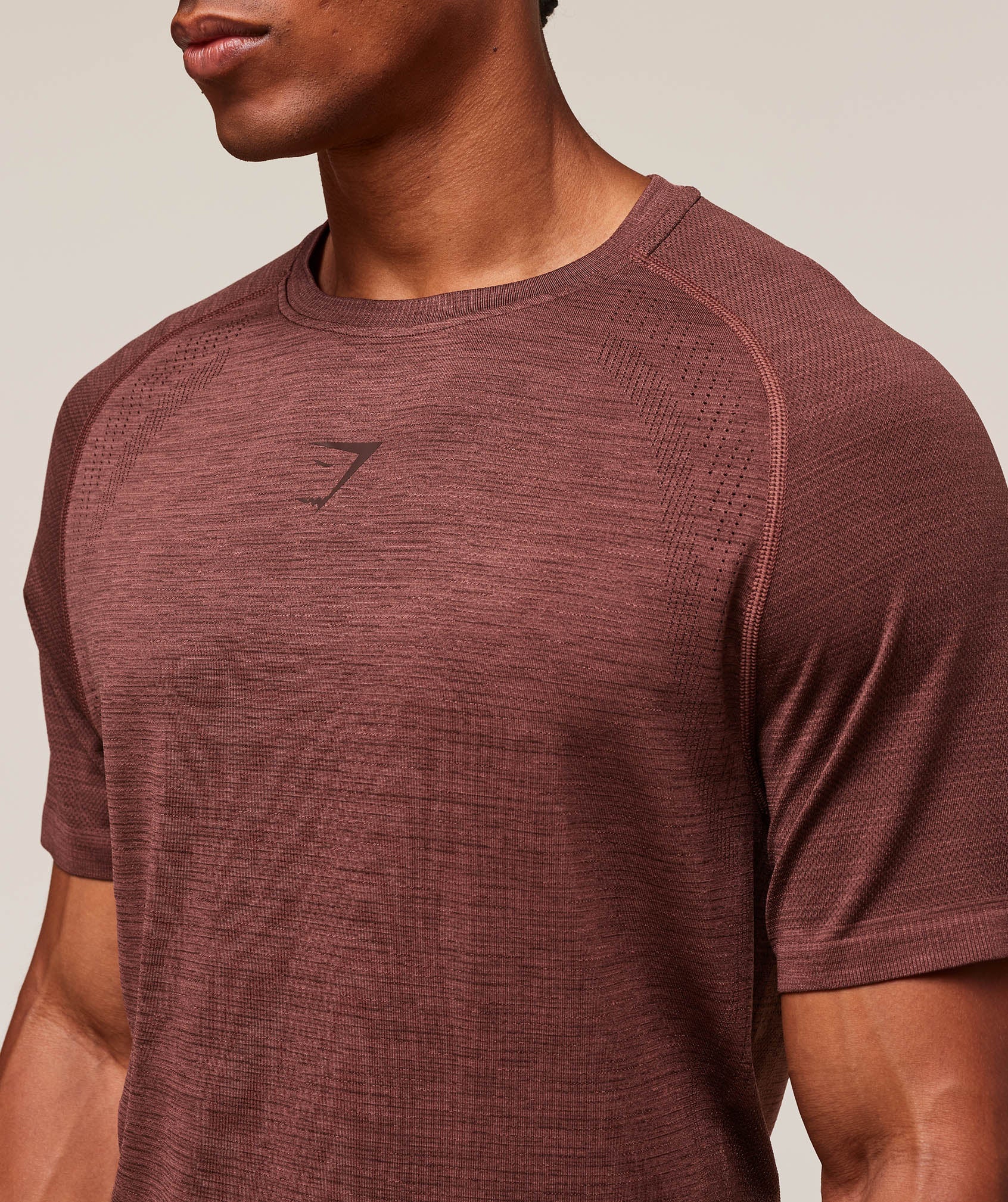 Versatile Seamless T-Shirt - Rust Brown/Depth Brown