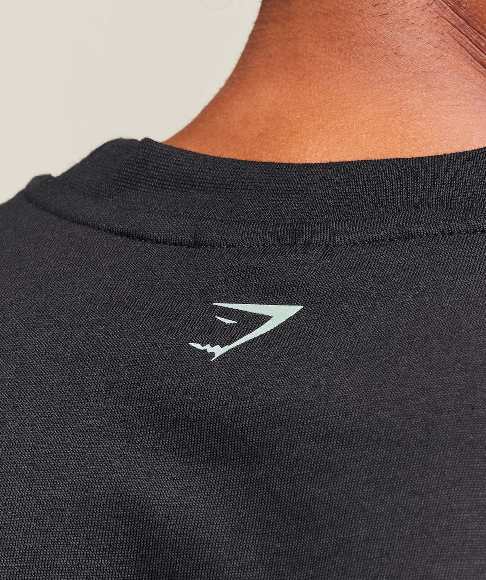Lifting Essentials T-Shirt - Black