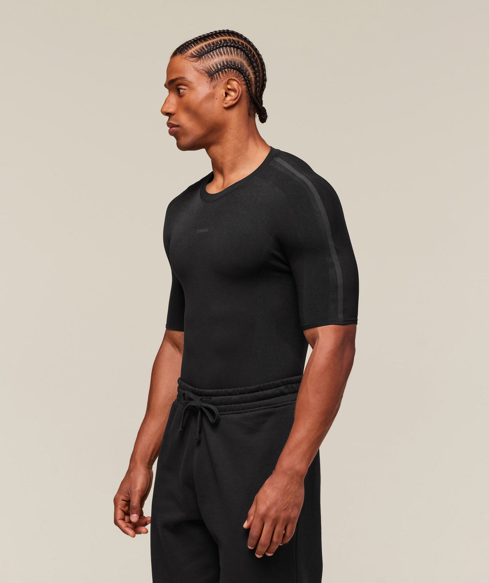 everywear Warp Knit T-Shirt - Black