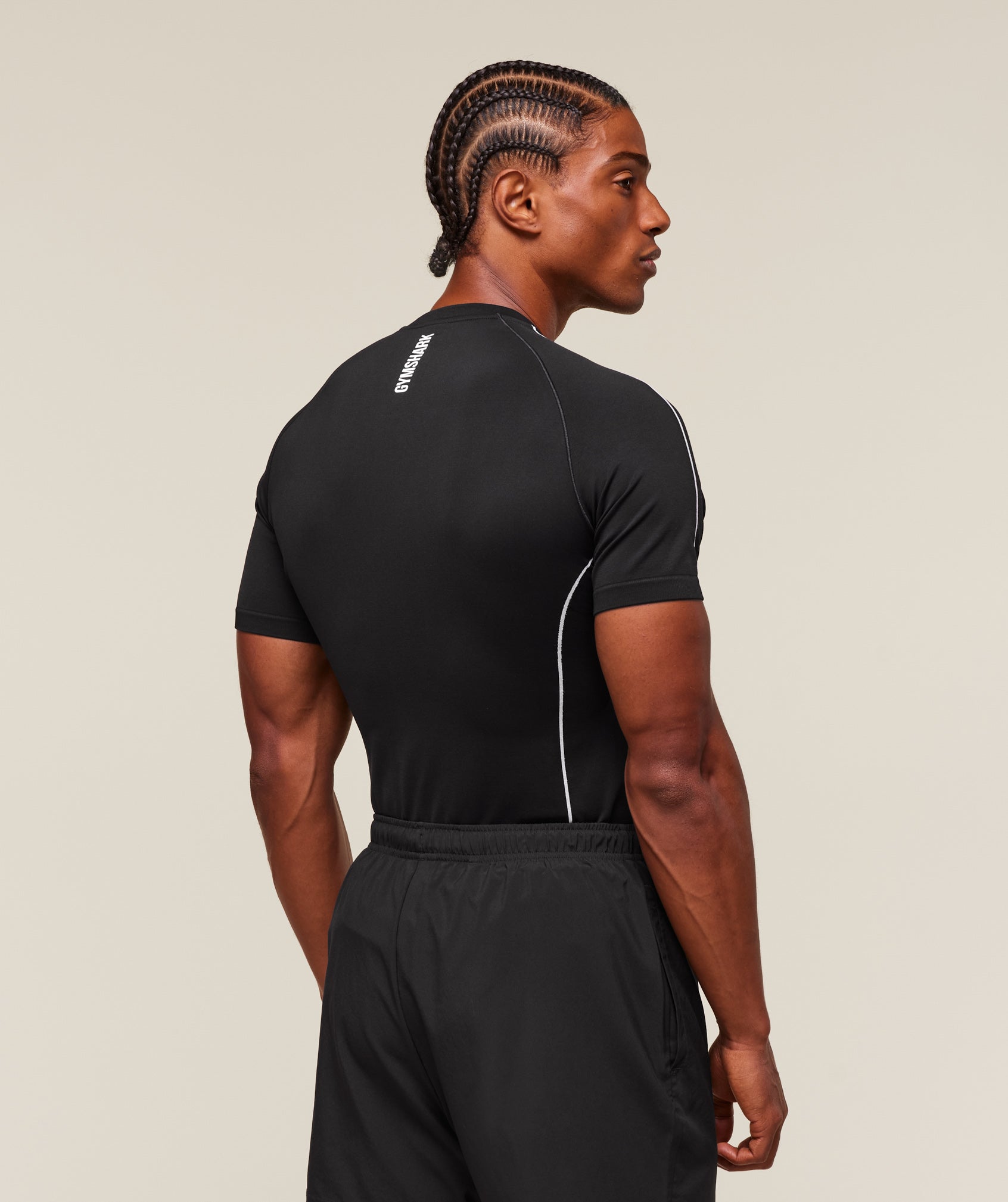 Clean Contour Seamless T-Shirt - Black/White
